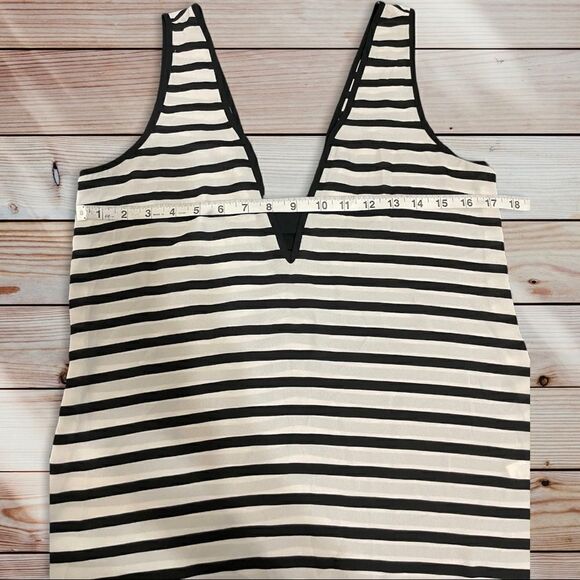 Express Nautical Striped Flowy tank - Picture 6 of 6
